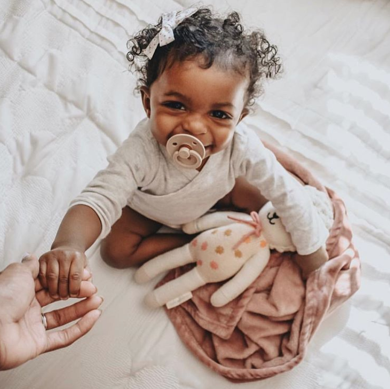 Interview with celebrity fashion stylist & founder Jada Neoni, Mini-series on Mom Entrepreneurs-Amara Organic Foods